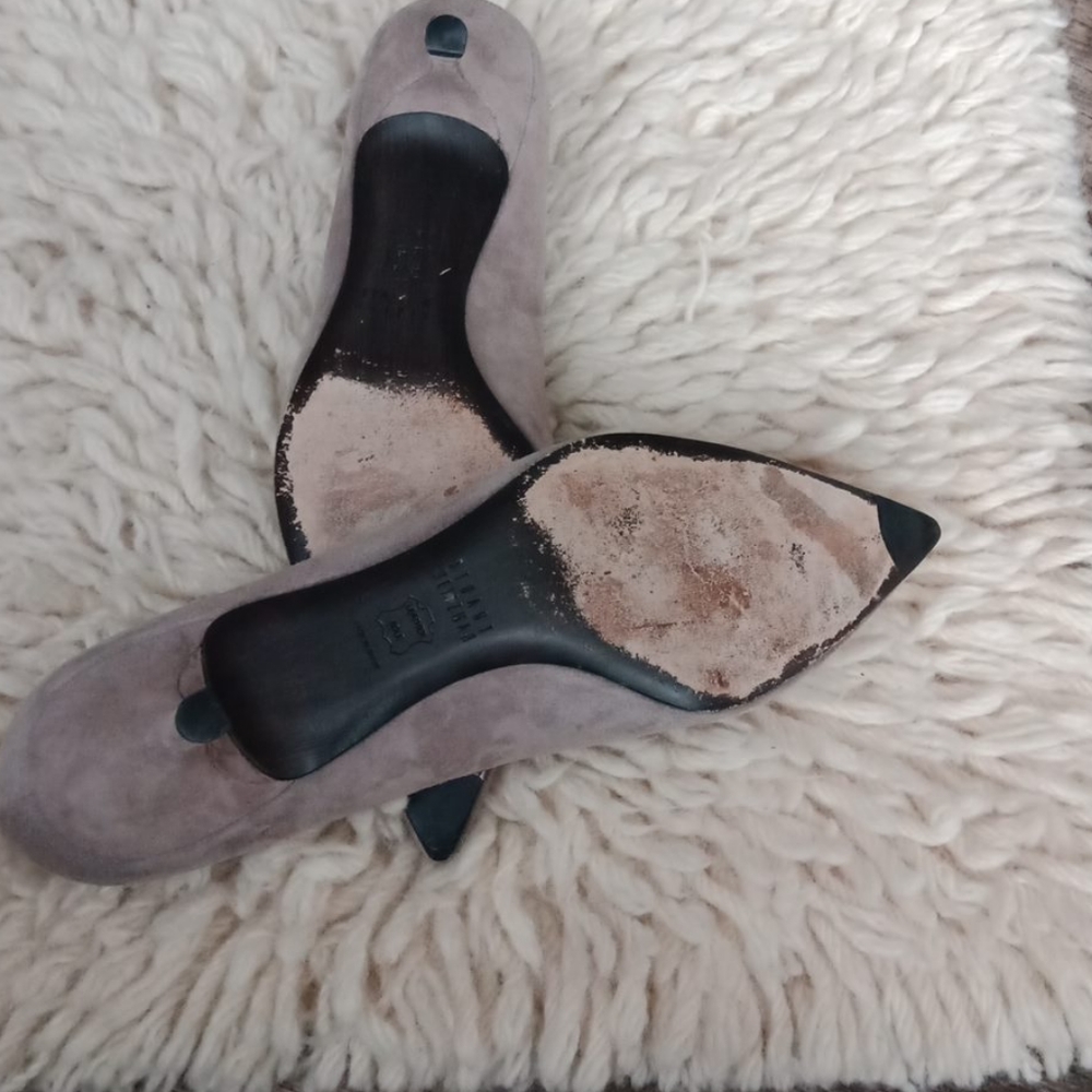 Stuart Weitzman classic heels - Picture 5 of 8